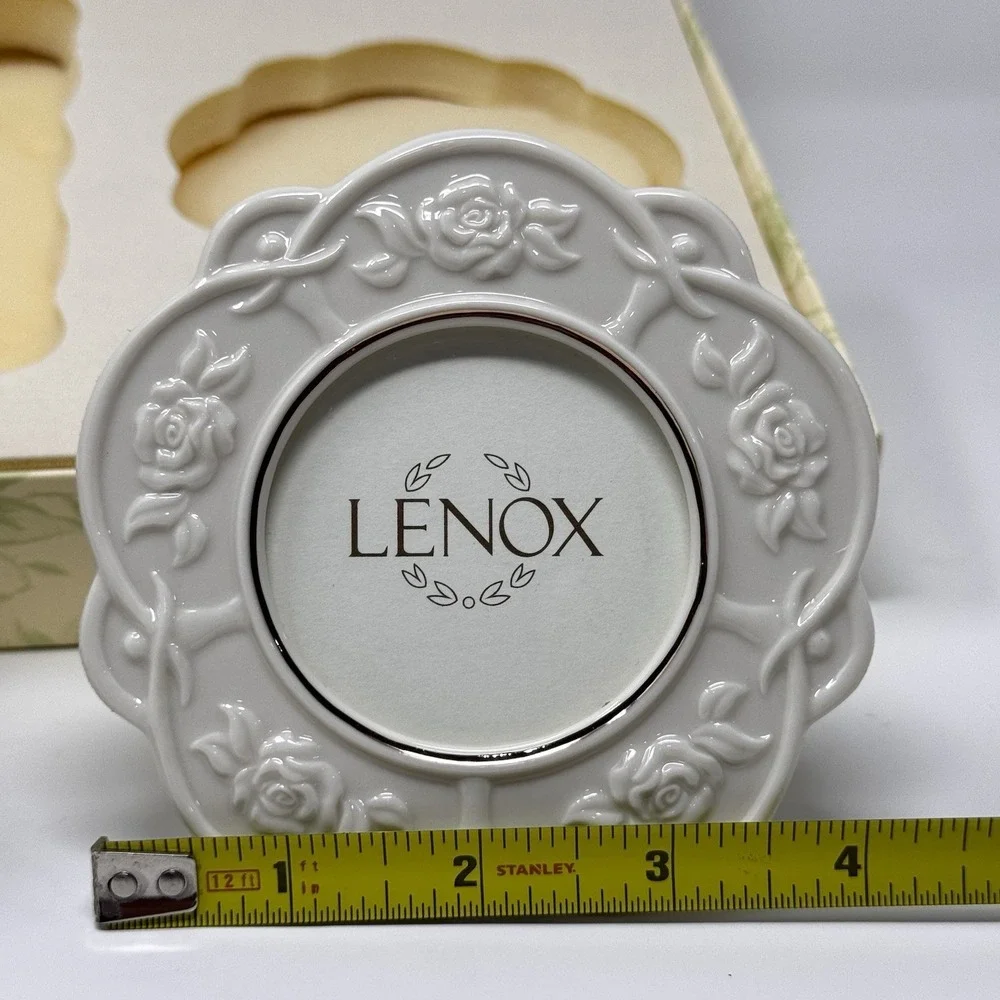 Lenox Cottagecore Picture Frame Set NIB White Porcelain Floral Rose 4x6 & Round